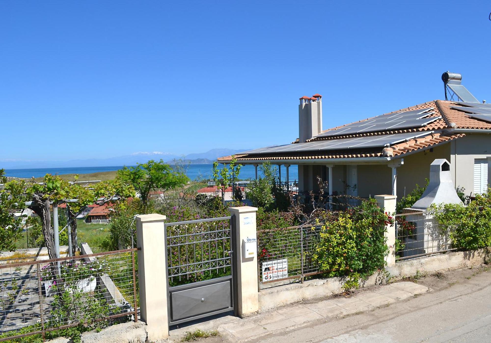 Corinthian Sun - Vacation Home Exteriör bild